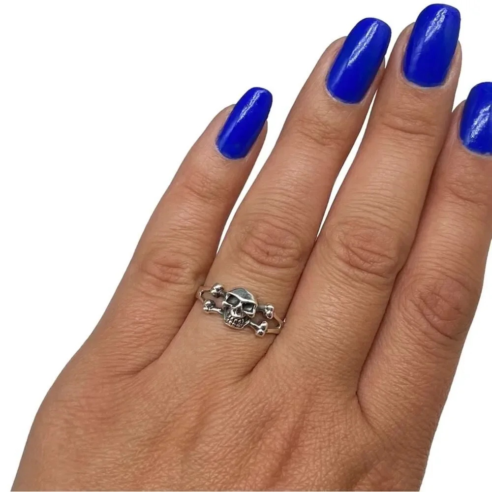 Skull & Crossbones Ring Solid Sterling Silver 925 Size 5 Cross Bones Skulls